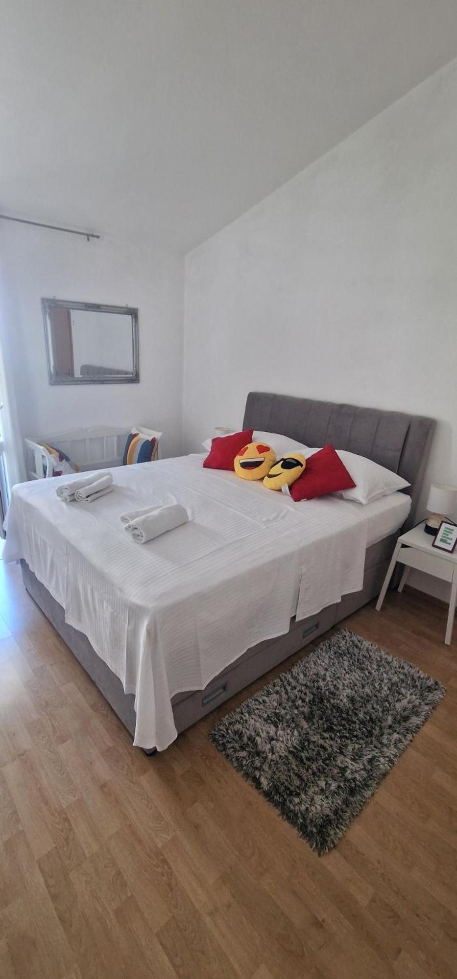 Apartments Anica 2 Makarska Exterior photo