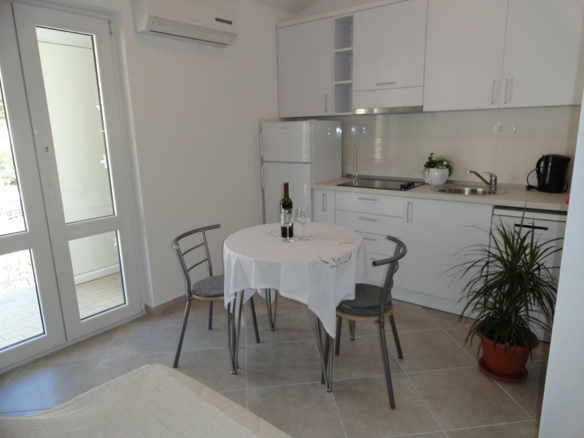 Apartments Anica 2 Makarska Exterior photo